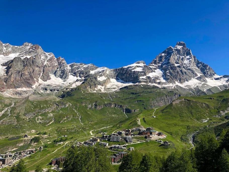 ブレウイル・チェルヴィナイアSkyline Cervinia +アパートメント エクステリア 写真